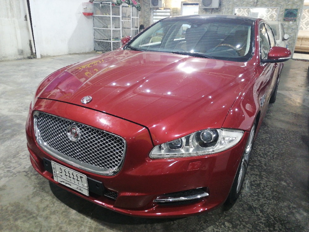 جاكوار XJ